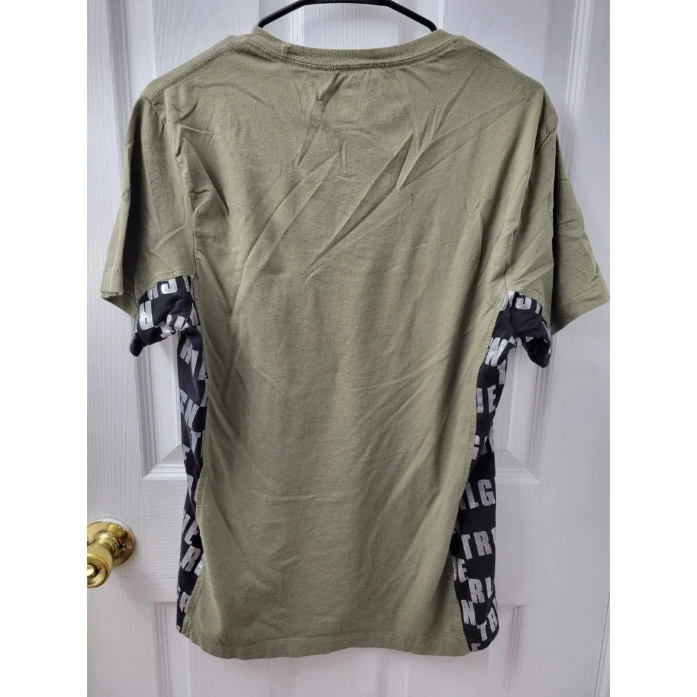 True Religion Men's Small T Shirt Green Black Silver Short Sleeve EUC
